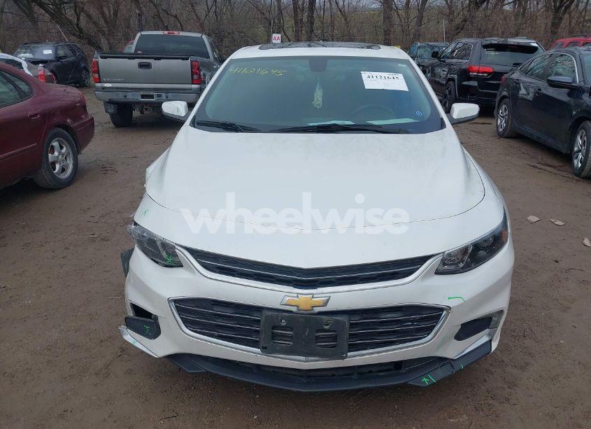 Photo 12 of 2017 Chevrolet Malibu 1LT (VIN 1G1ZE5ST1HF192785)