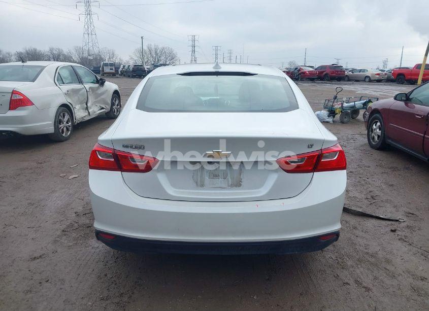 Photo 16 of 2017 Chevrolet Malibu 1LT (VIN 1G1ZE5ST1HF192785)
