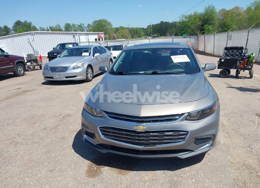 Photo 12 of 2017 Chevrolet Malibu 1LT (VIN 1G1ZE5ST1HF196271)