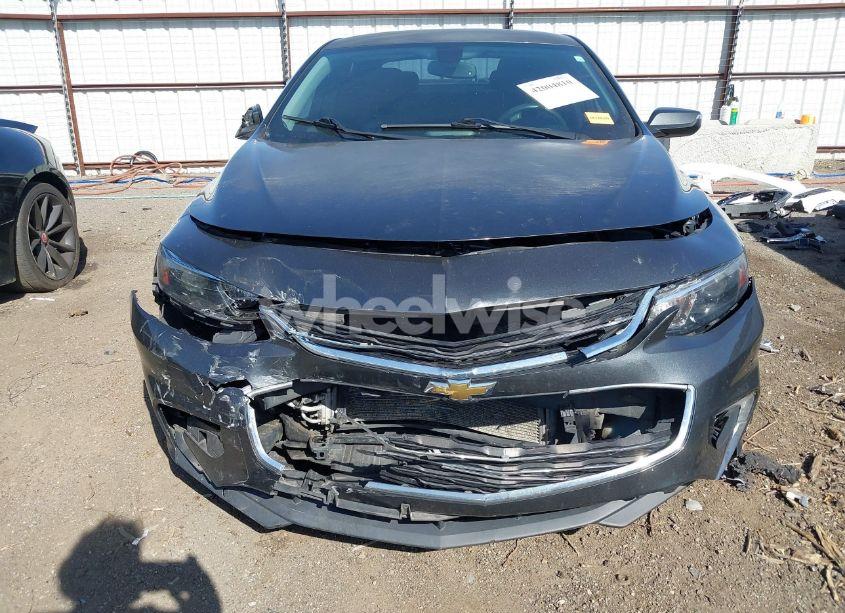 Photo 12 of 2017 Chevrolet Malibu 1LT (VIN 1G1ZE5ST1HF198120)