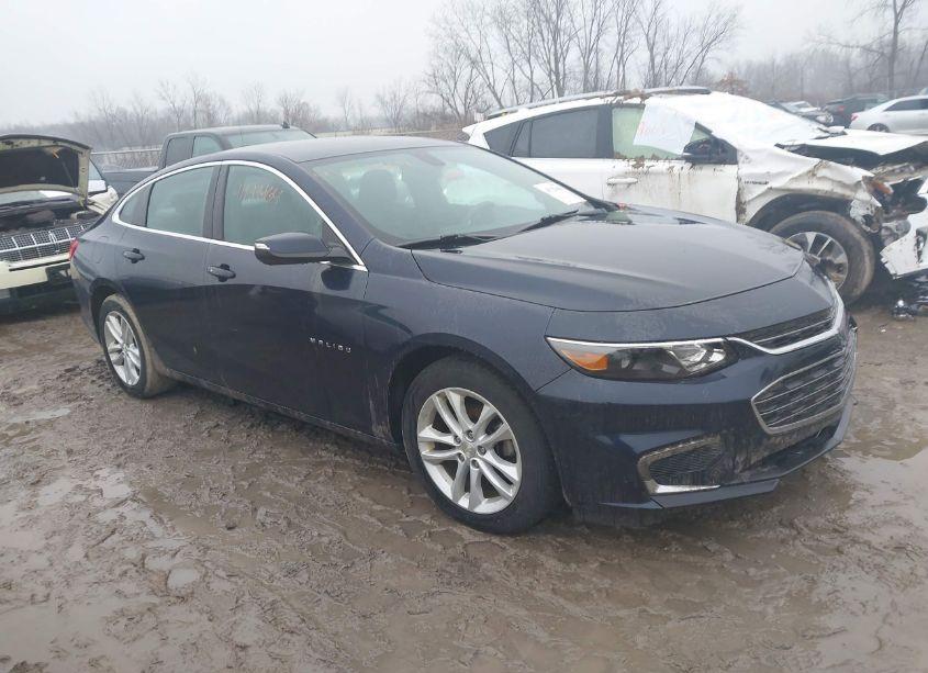 2017 Chevrolet Malibu 1LT (VIN 1G1ZE5ST1HF221301) main photo
