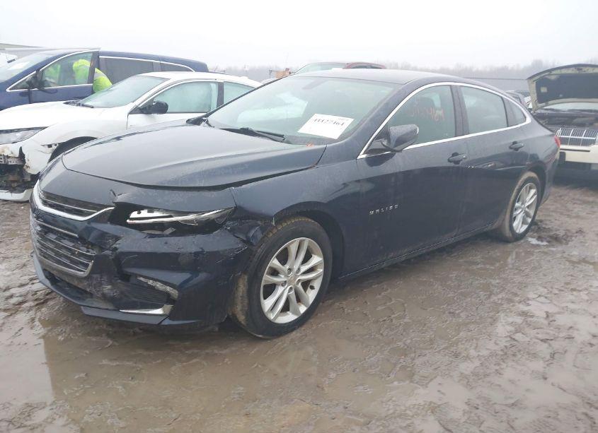 Photo 2 of 2017 Chevrolet Malibu 1LT (VIN 1G1ZE5ST1HF221301)