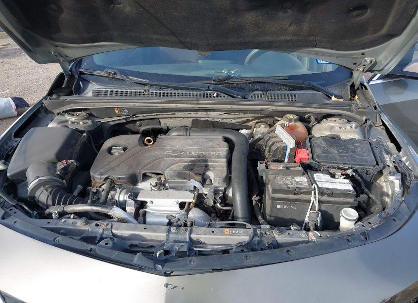 Photo 10 of 2017 Chevrolet Malibu 1LT (VIN 1G1ZE5ST1HF227857)