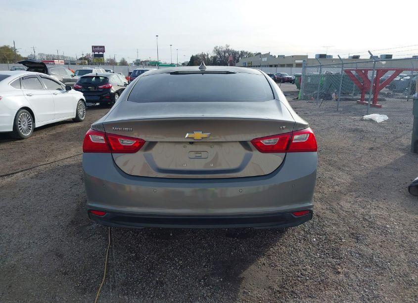 Photo 16 of 2017 Chevrolet Malibu 1LT (VIN 1G1ZE5ST1HF227857)