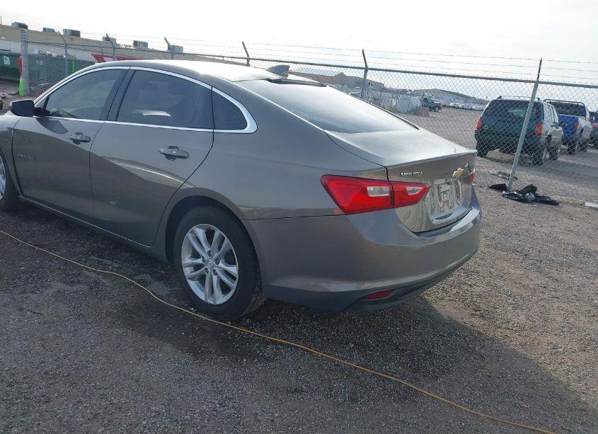 Photo 3 of 2017 Chevrolet Malibu 1LT (VIN 1G1ZE5ST1HF227857)
