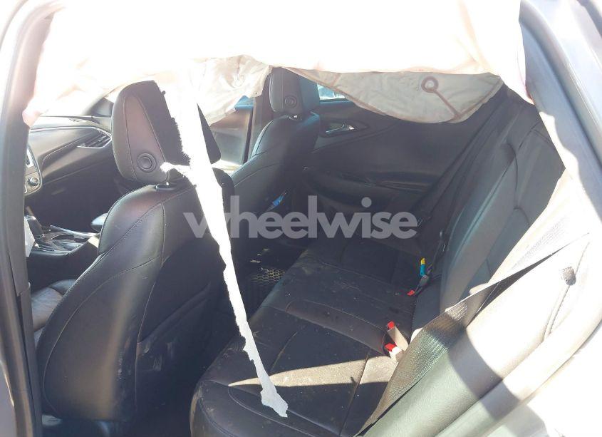 Photo 8 of 2017 Chevrolet Malibu 1LT (VIN 1G1ZE5ST1HF233898)