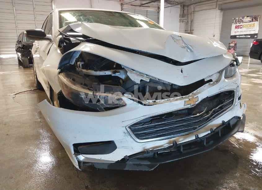 Photo 6 of 2017 Chevrolet Malibu 1LT (VIN 1G1ZE5ST1HF233996)