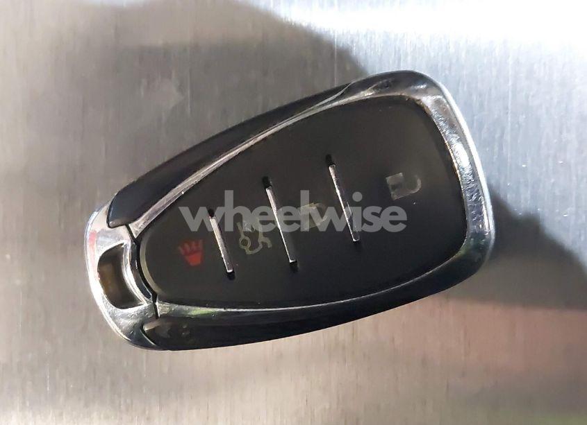 Photo 11 of 2017 Chevrolet Malibu 1LT (VIN 1G1ZE5ST1HF239474)