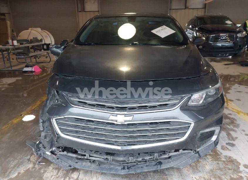 Photo 12 of 2017 Chevrolet Malibu 1LT (VIN 1G1ZE5ST1HF239474)