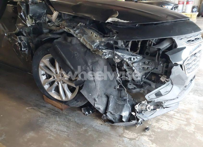 Photo 6 of 2017 Chevrolet Malibu 1LT (VIN 1G1ZE5ST1HF239474)