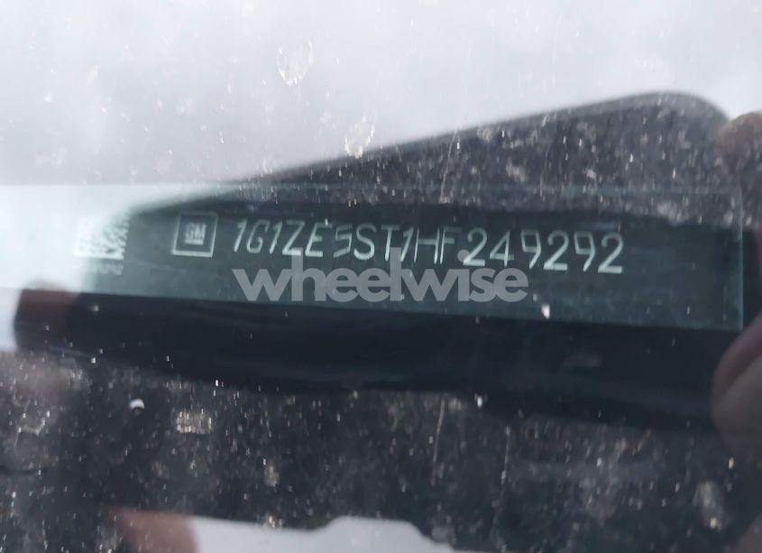 Photo 9 of 2017 Chevrolet Malibu 1LT (VIN 1G1ZE5ST1HF249292)