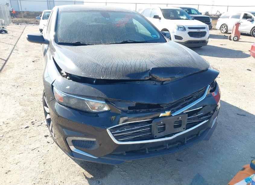 Photo 6 of 2017 Chevrolet Malibu 1LT (VIN 1G1ZE5ST1HF251074)