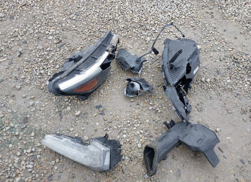 Photo 12 of 2017 Chevrolet Malibu 1LT (VIN 1G1ZE5ST1HF252595)