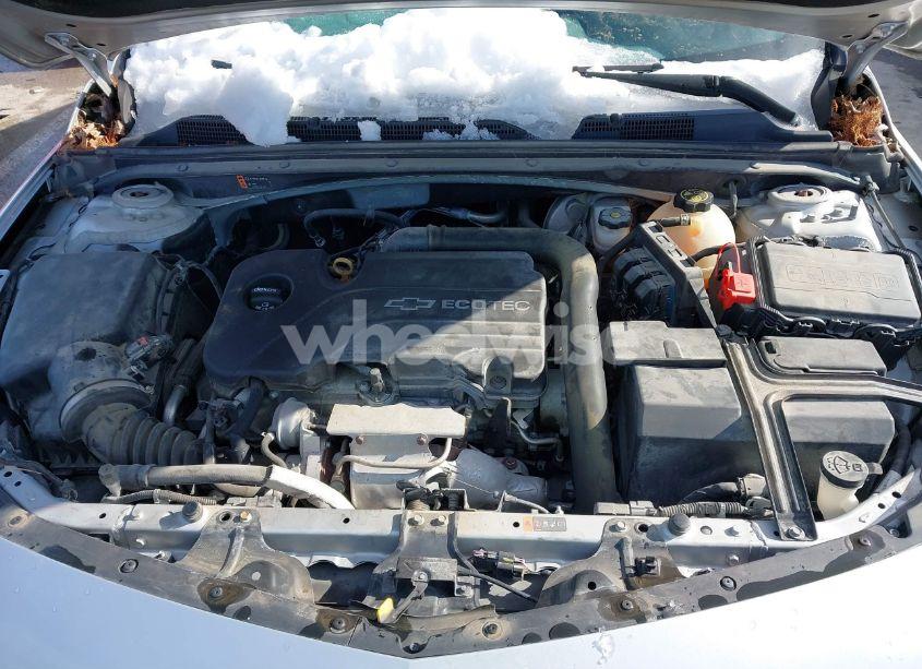 Photo 10 of 2017 Chevrolet Malibu 1LT (VIN 1G1ZE5ST1HF257859)