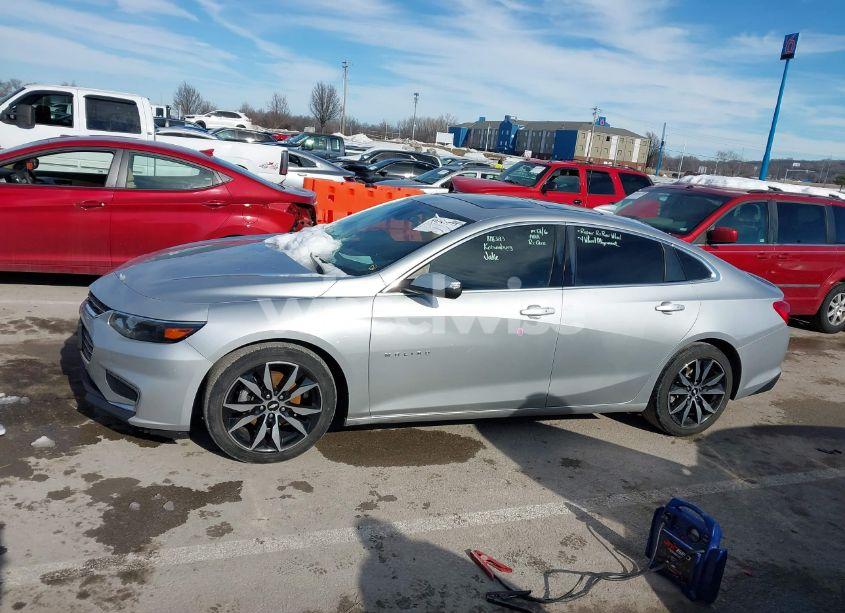 Photo 14 of 2017 Chevrolet Malibu 1LT (VIN 1G1ZE5ST1HF257859)