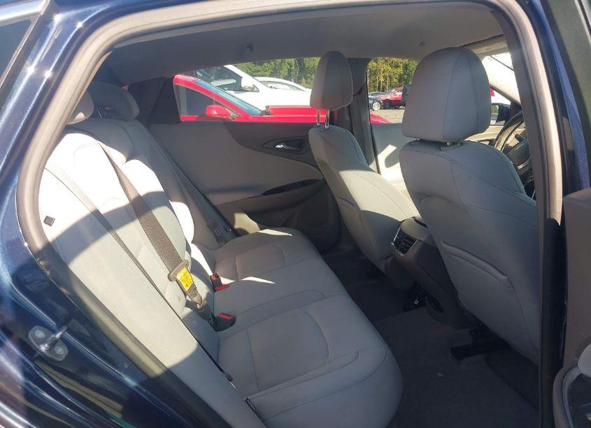 Photo 8 of 2017 Chevrolet Malibu 1LT (VIN 1G1ZE5ST1HF269929)