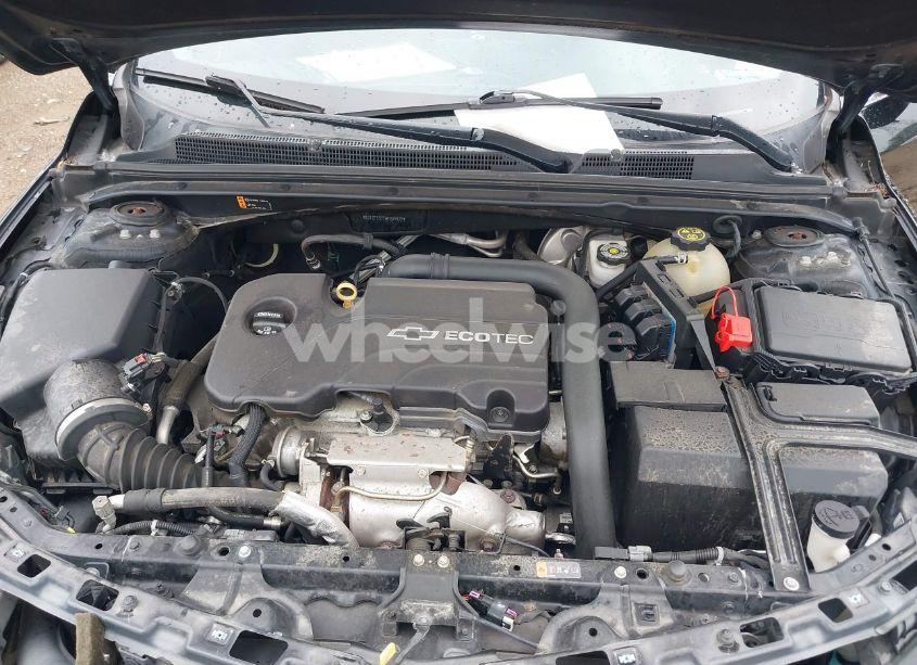 Photo 10 of 2017 Chevrolet Malibu 1LT (VIN 1G1ZE5ST1HF269977)