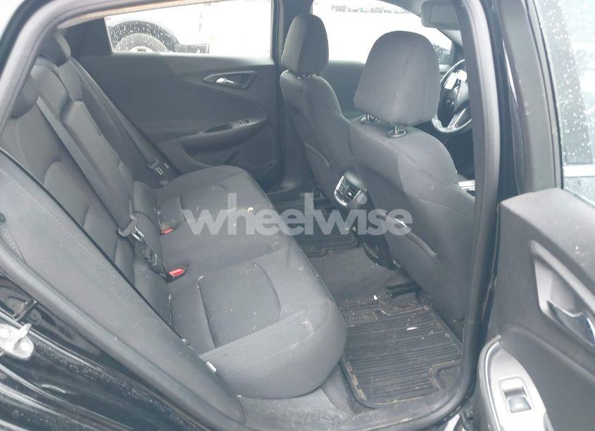 Photo 8 of 2017 Chevrolet Malibu 1LT (VIN 1G1ZE5ST1HF269977)