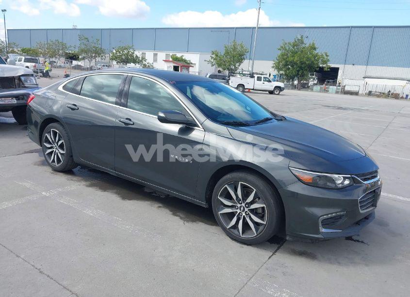 2017 Chevrolet Malibu 1LT (VIN 1G1ZE5ST1HF274788) main photo