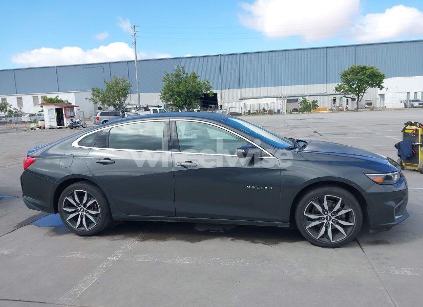 Photo 13 of 2017 Chevrolet Malibu 1LT (VIN 1G1ZE5ST1HF274788)