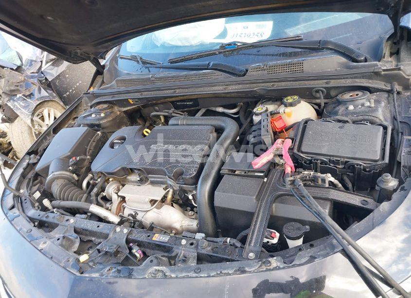 Photo 10 of 2017 Chevrolet Malibu 1LT (VIN 1G1ZE5ST1HF284768)