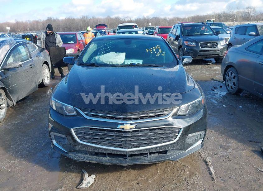 Photo 12 of 2017 Chevrolet Malibu 1LT (VIN 1G1ZE5ST1HF284768)