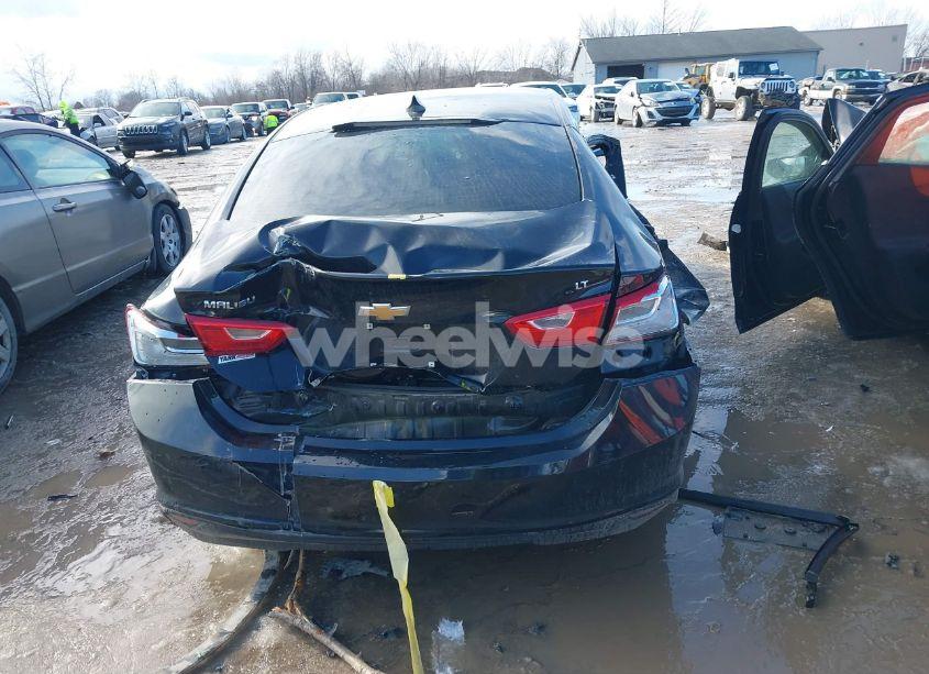 Photo 16 of 2017 Chevrolet Malibu 1LT (VIN 1G1ZE5ST1HF284768)