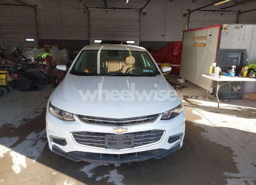 Photo 13 of 2017 Chevrolet Malibu 1LT (VIN 1G1ZE5ST1HF286004)