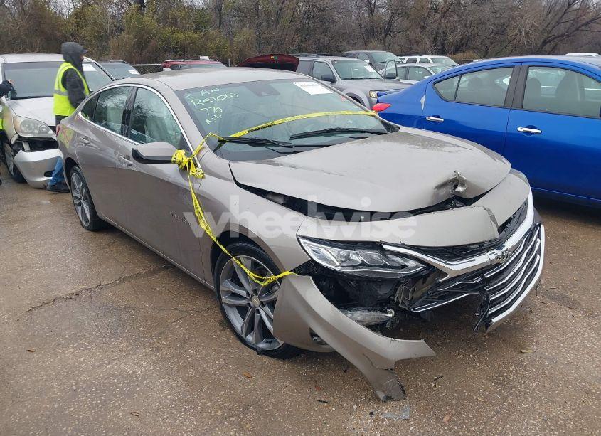 2024 Chevrolet Malibu FWD 2LT (VIN 1G1ZE5ST1RF187443) main photo