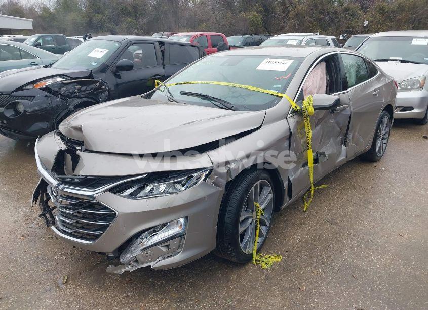 Photo 2 of 2024 Chevrolet Malibu FWD 2LT (VIN 1G1ZE5ST1RF187443)