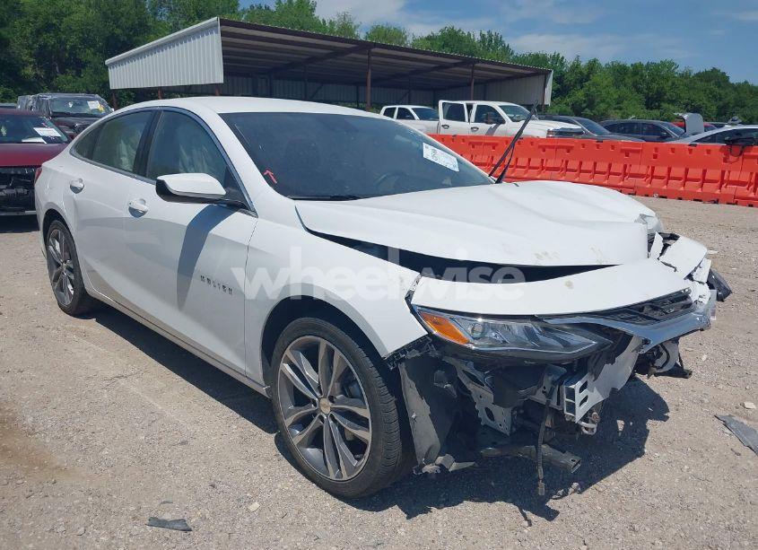 2024 Chevrolet Malibu FWD 2LT (VIN 1G1ZE5ST1RF188902) main photo