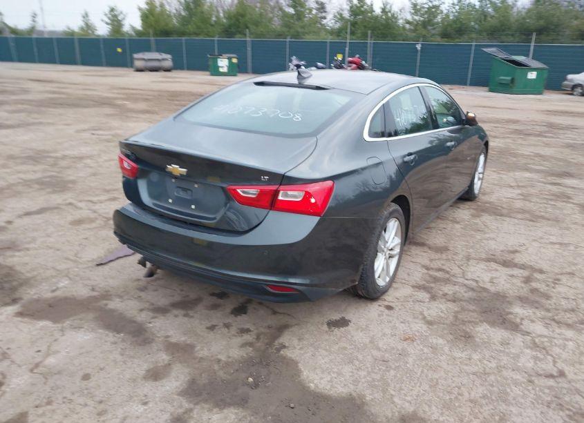 Photo 4 of 2016 Chevrolet Malibu 1LT (VIN 1G1ZE5ST2GF185942)