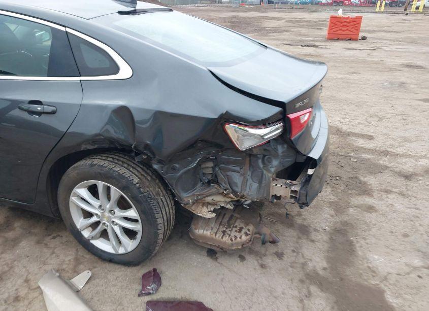 Photo 6 of 2016 Chevrolet Malibu 1LT (VIN 1G1ZE5ST2GF185942)