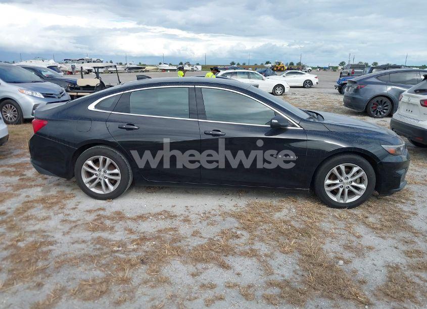 Photo 13 of 2016 Chevrolet Malibu 1LT (VIN 1G1ZE5ST2GF197119)