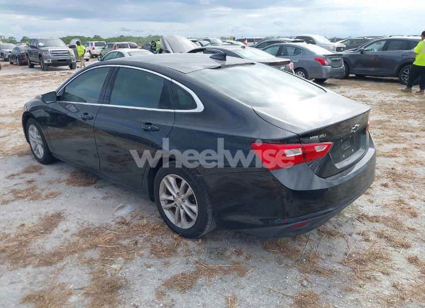 Photo 3 of 2016 Chevrolet Malibu 1LT (VIN 1G1ZE5ST2GF197119)