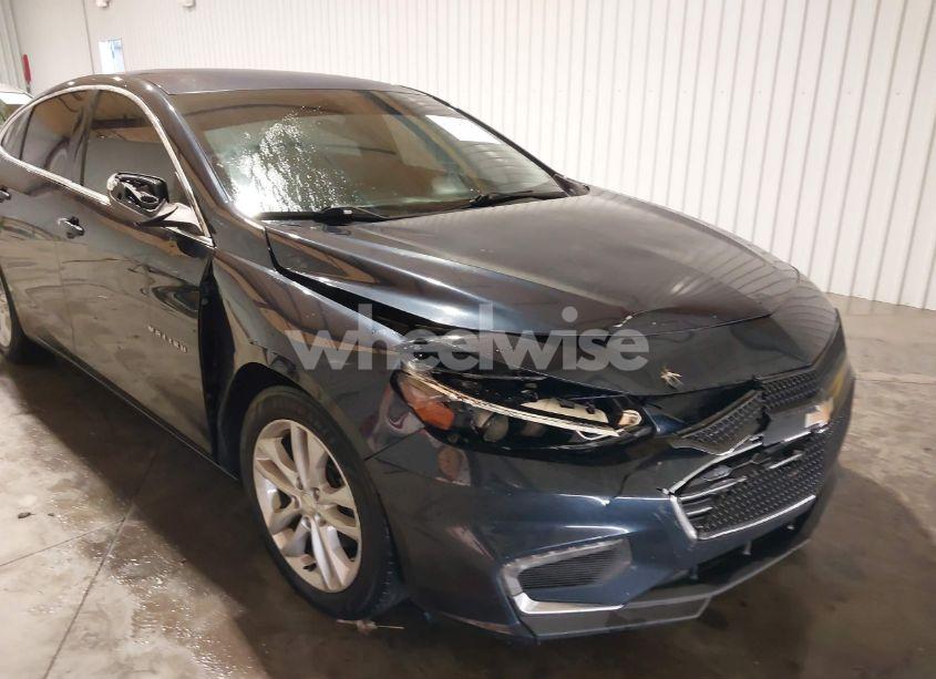 Photo 6 of 2016 Chevrolet Malibu 1LT (VIN 1G1ZE5ST2GF205350)
