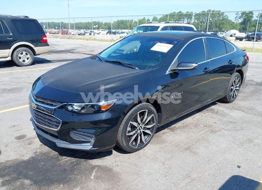 Photo 2 of 2016 Chevrolet Malibu 1LT (VIN 1G1ZE5ST2GF218115)