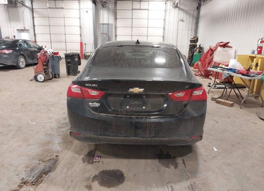 Photo 15 of 2016 Chevrolet Malibu 1LT (VIN 1G1ZE5ST2GF223234)
