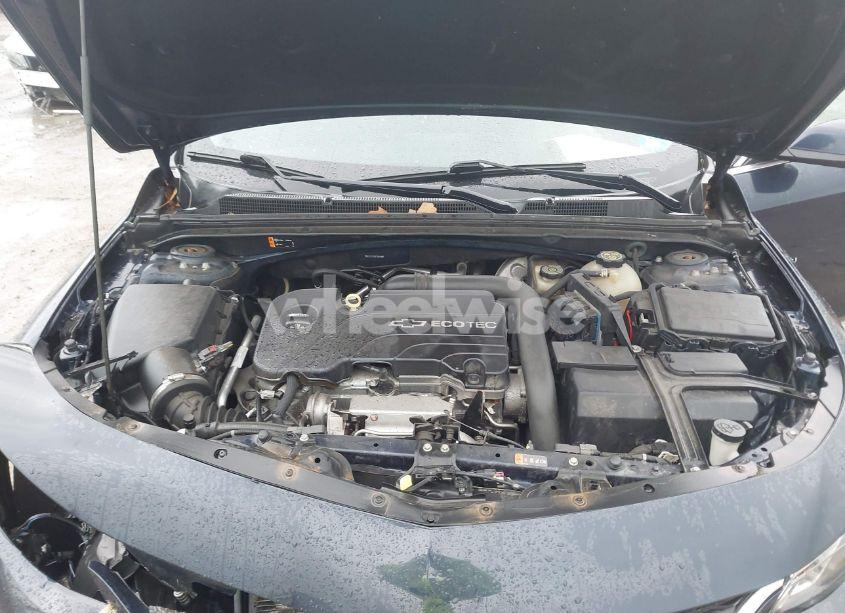 Photo 10 of 2016 Chevrolet Malibu 1LT (VIN 1G1ZE5ST2GF223900)