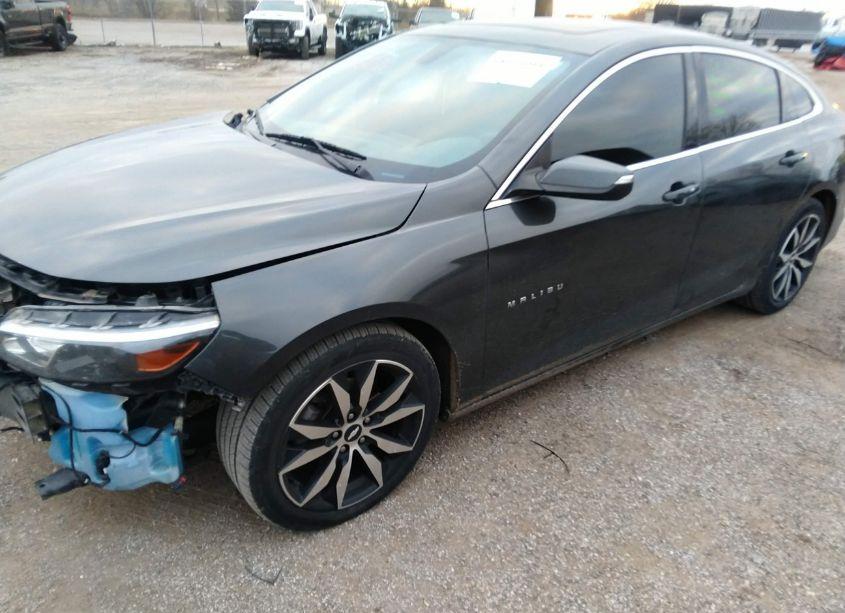 Photo 2 of 2016 Chevrolet Malibu 1LT (VIN 1G1ZE5ST2GF224416)