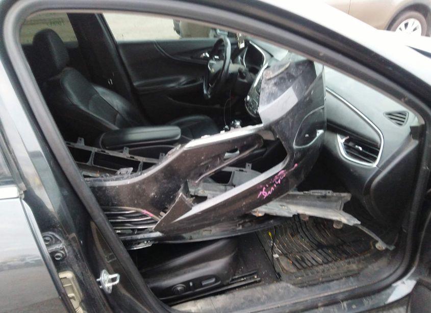 Photo 5 of 2016 Chevrolet Malibu 1LT (VIN 1G1ZE5ST2GF224416)