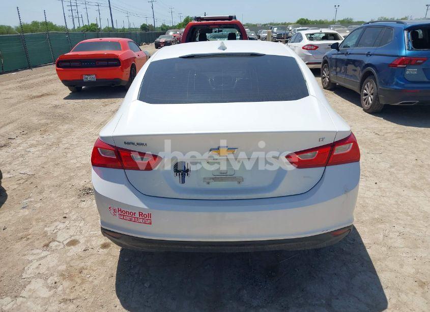 Photo 16 of 2016 Chevrolet Malibu 1LT (VIN 1G1ZE5ST2GF227137)