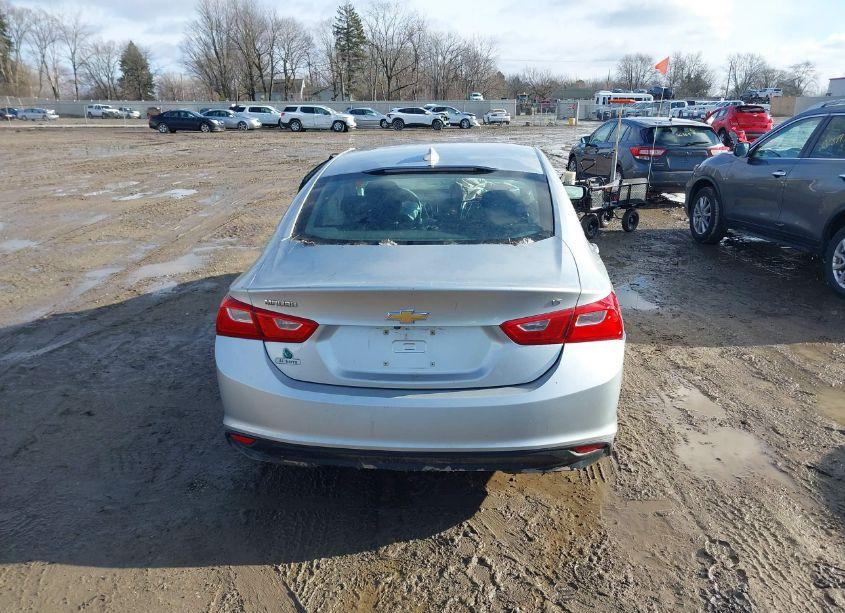 Photo 16 of 2016 Chevrolet Malibu 1LT (VIN 1G1ZE5ST2GF240325)