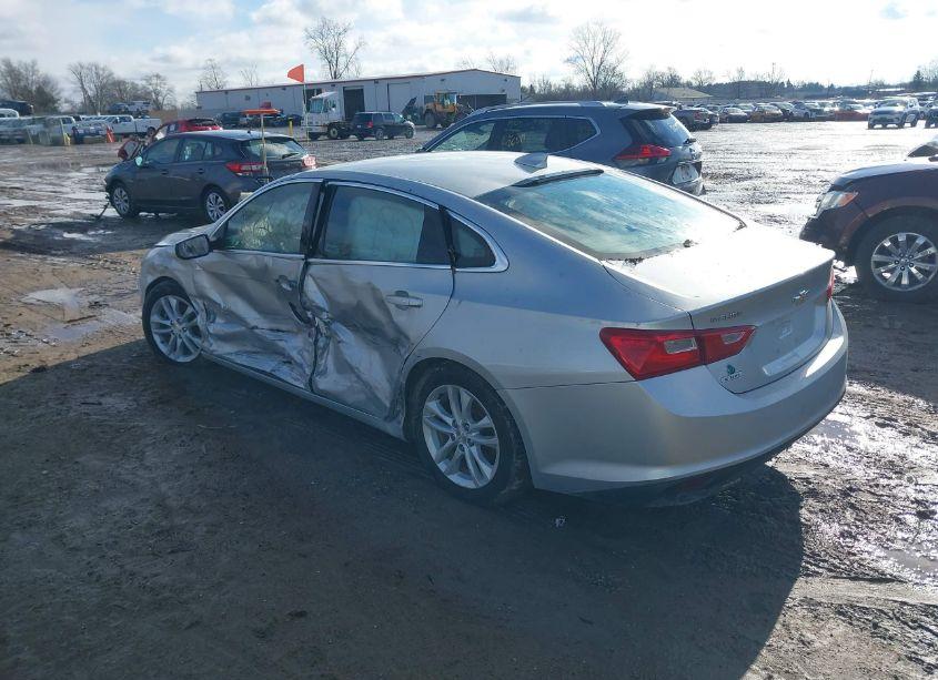Photo 3 of 2016 Chevrolet Malibu 1LT (VIN 1G1ZE5ST2GF240325)