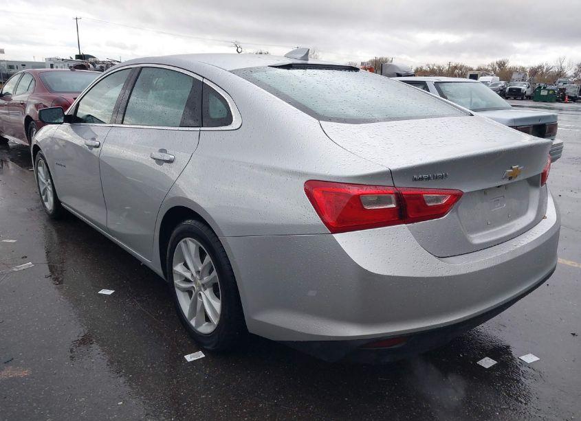 Photo 3 of 2016 Chevrolet Malibu 1LT (VIN 1G1ZE5ST2GF243905)