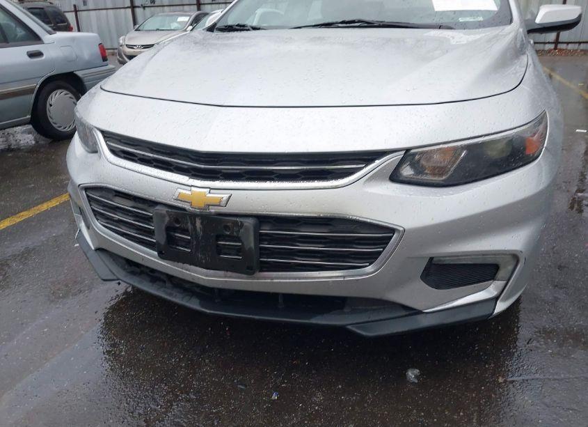 Photo 6 of 2016 Chevrolet Malibu 1LT (VIN 1G1ZE5ST2GF243905)