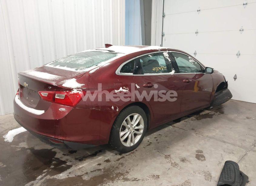 Photo 4 of 2016 Chevrolet Malibu 1LT (VIN 1G1ZE5ST2GF248943)