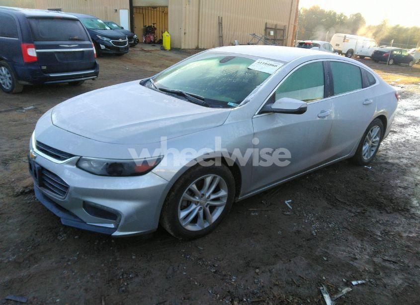 Photo 2 of 2016 Chevrolet Malibu 1LT (VIN 1G1ZE5ST2GF254564)