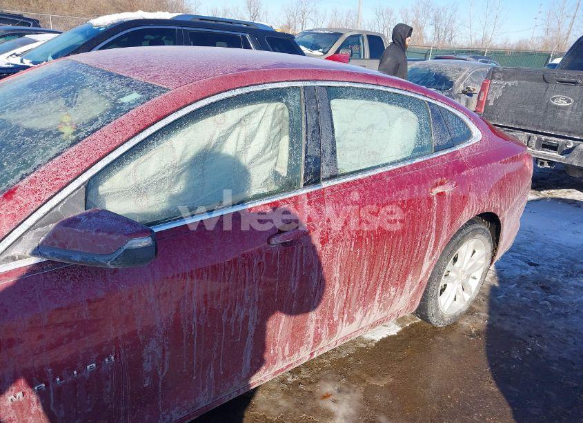 Photo 13 of 2016 Chevrolet Malibu 1LT (VIN 1G1ZE5ST2GF268092)