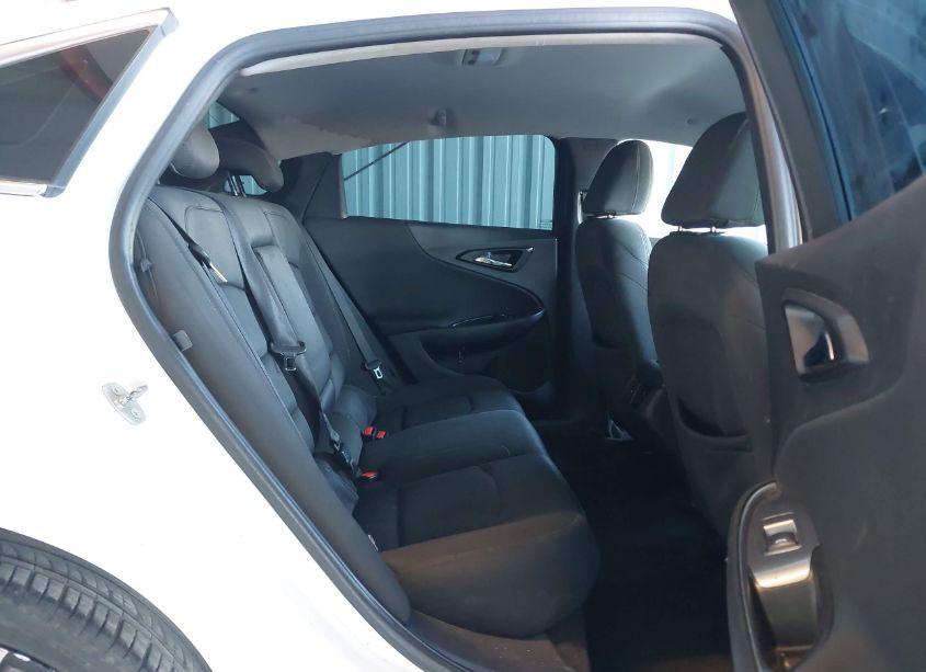 Photo 8 of 2016 Chevrolet Malibu 1LT (VIN 1G1ZE5ST2GF288939)